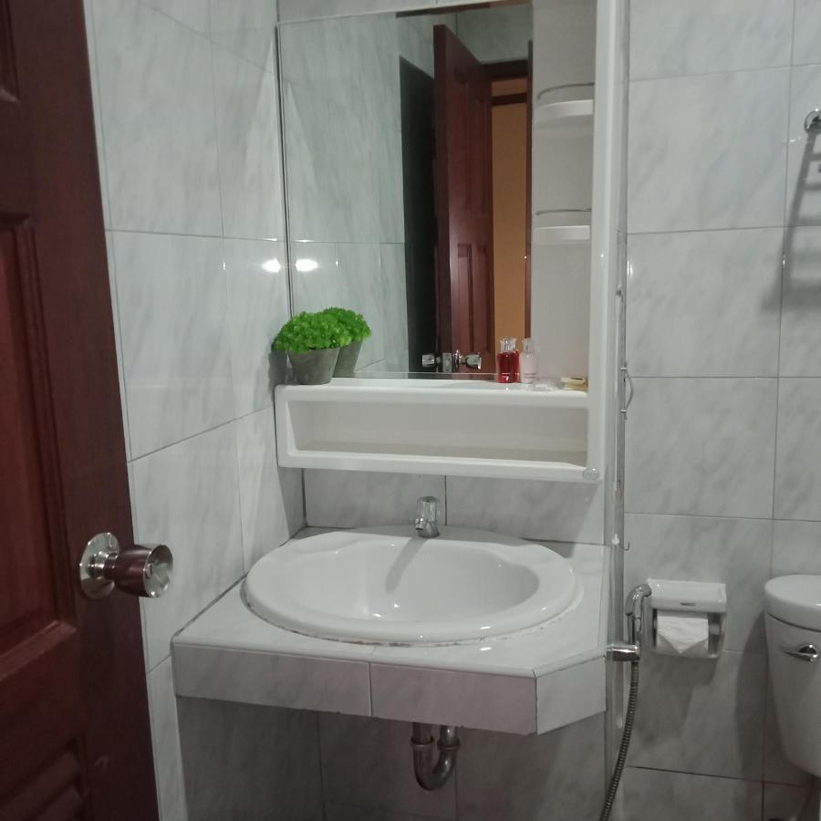 New Forest Patong Экстерьер фото