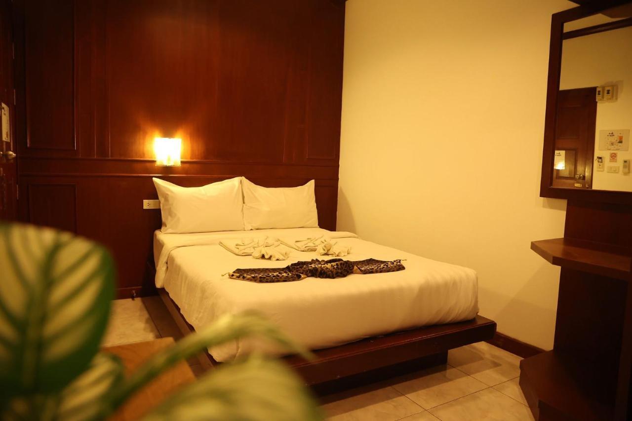 New Forest Patong Экстерьер фото
